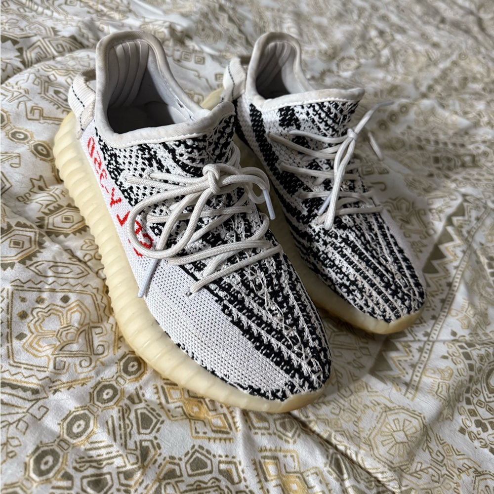 adidas Yeezy Boost 350 V2 - White & Black
